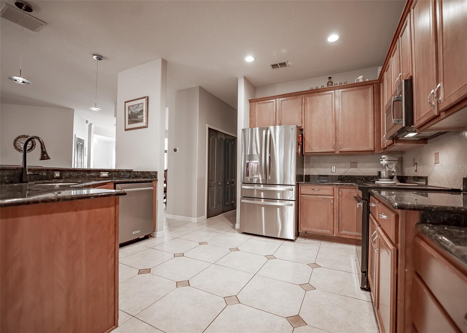 ROCK SPRINGS RIDGE - Residential