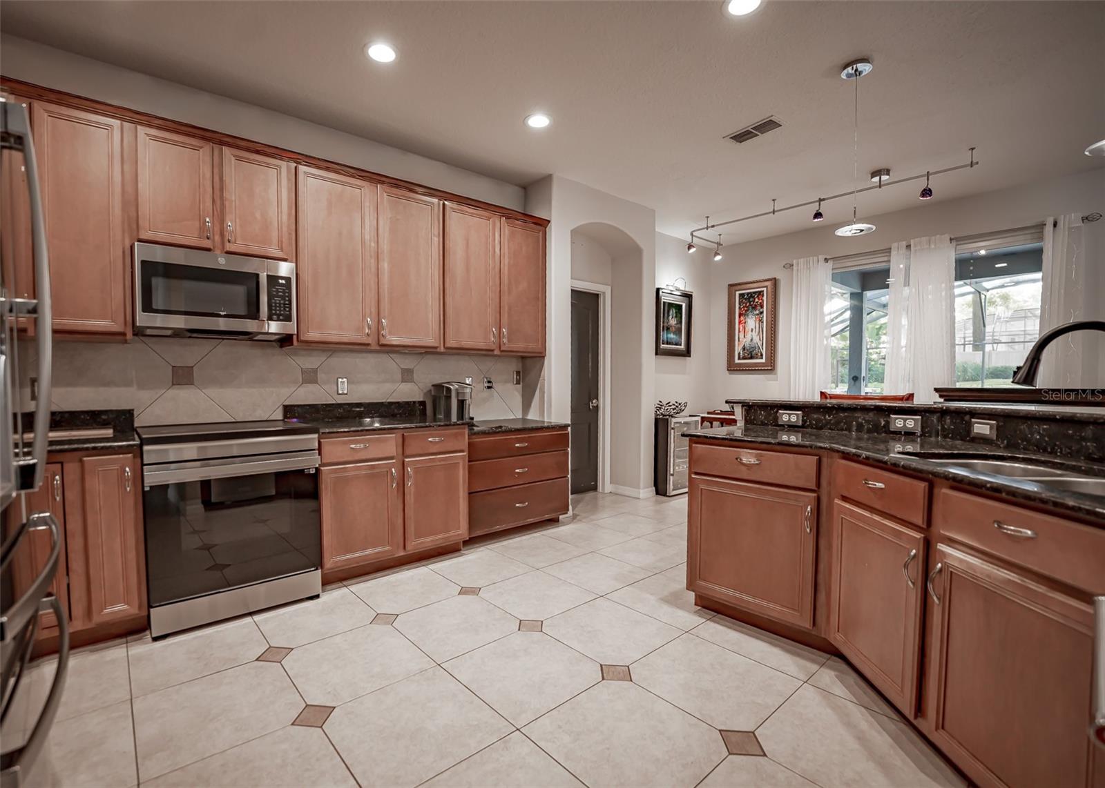 ROCK SPRINGS RIDGE - Residential