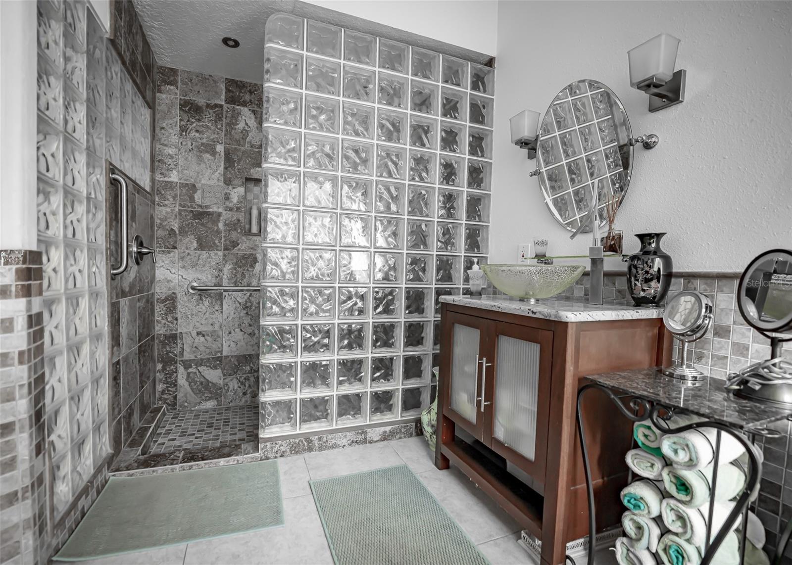 ROCK SPRINGS RIDGE - Residential