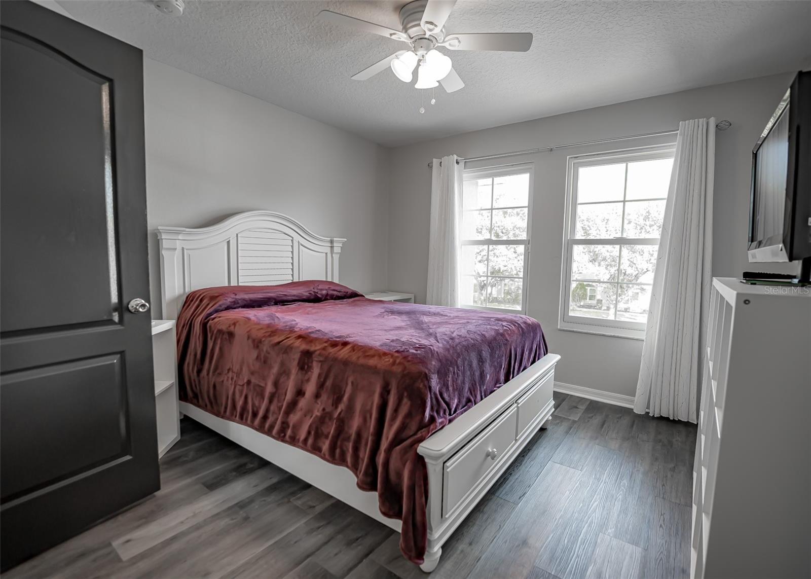 ROCK SPRINGS RIDGE - Residential