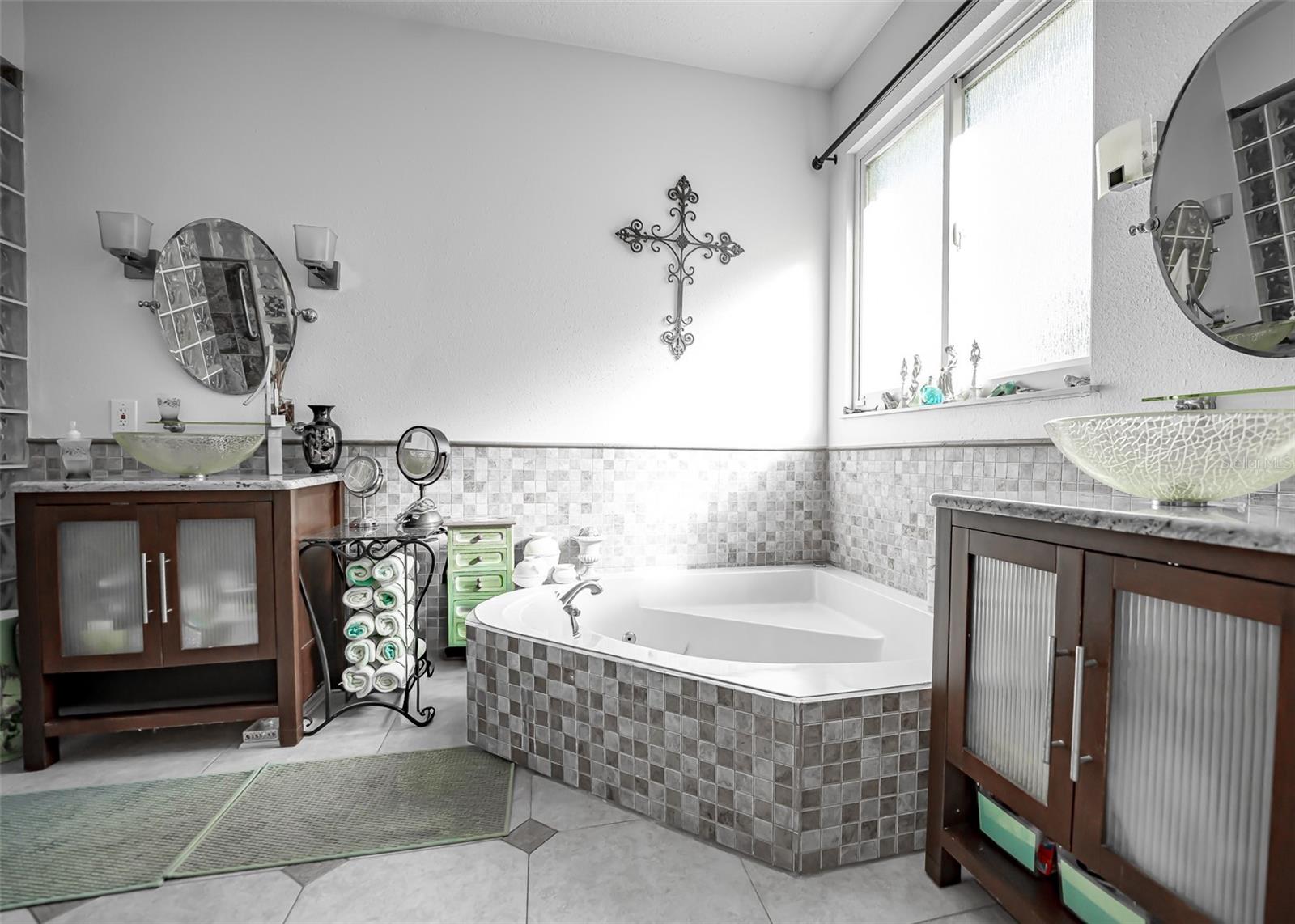 ROCK SPRINGS RIDGE - Residential