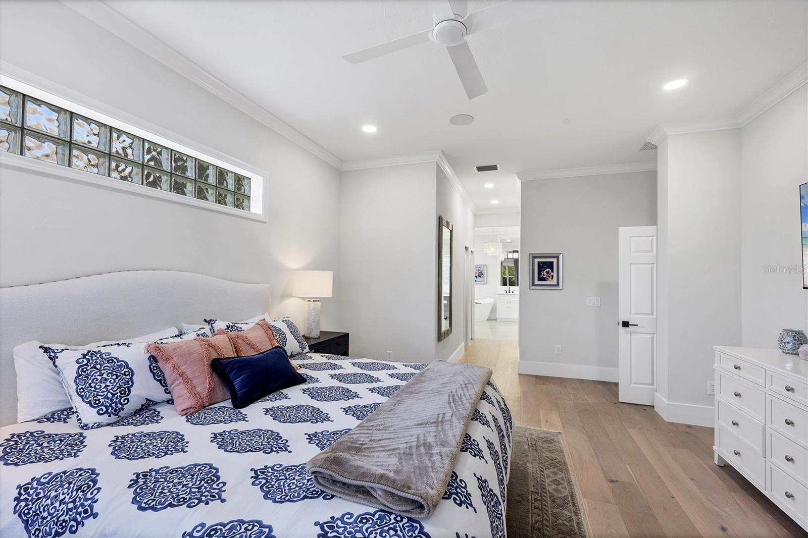 UNIVERSITY PARK - Residential