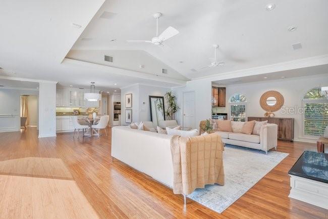 GREEN OAKS REP - Residential