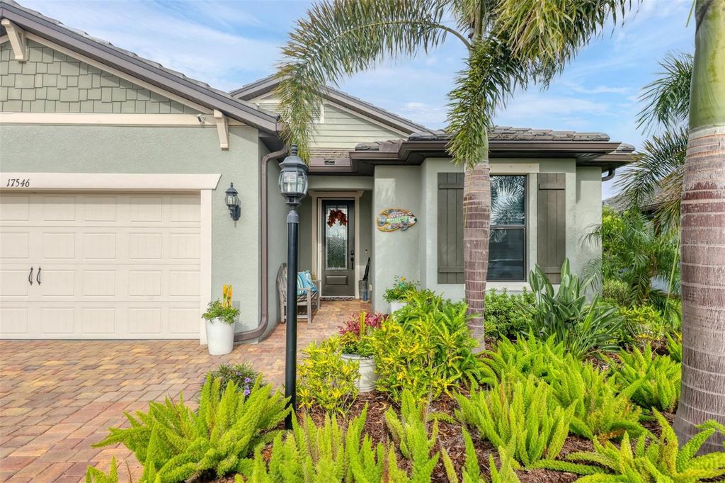 Photo of 17546 Northwood Place, Bradenton, FL 34202 (MLS # A4658632)