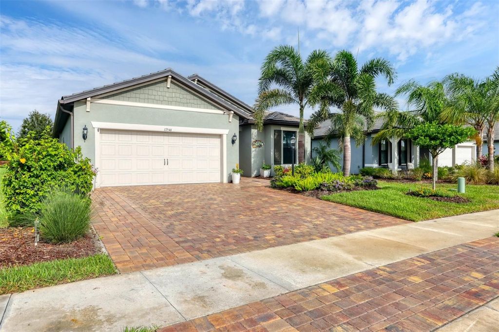 Photo of 17546 Northwood Place, Bradenton, FL 34202 (MLS # A4658632)