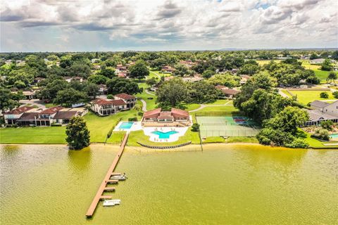 A home in LAKELAND