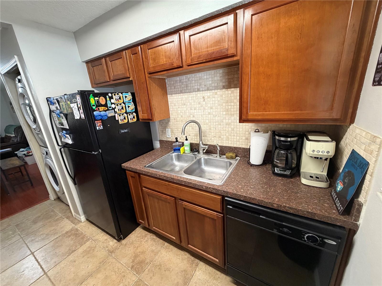 WRENWOOD CONDO - Residential