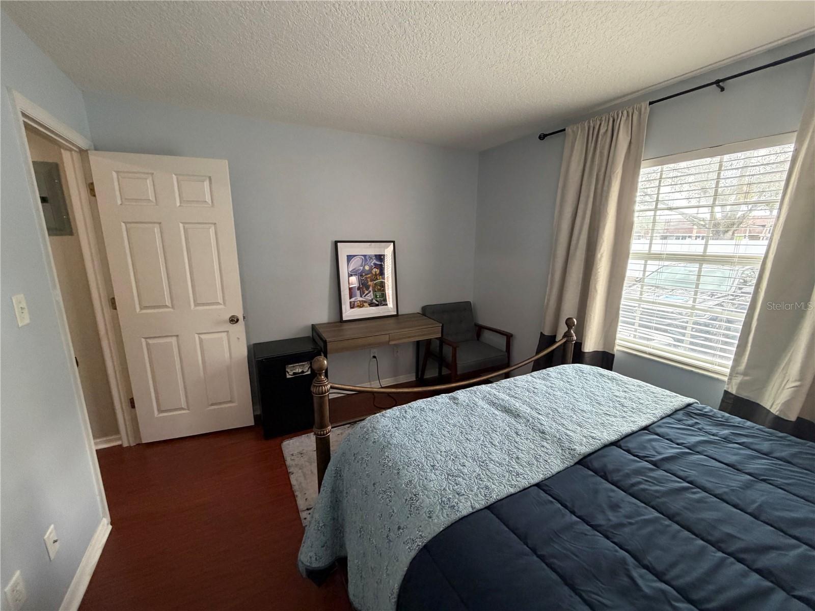 WRENWOOD CONDO - Residential