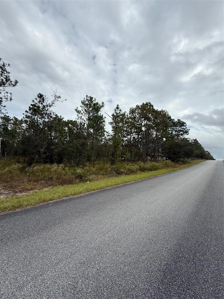 RAINBOW LAKES ESTATE - Land