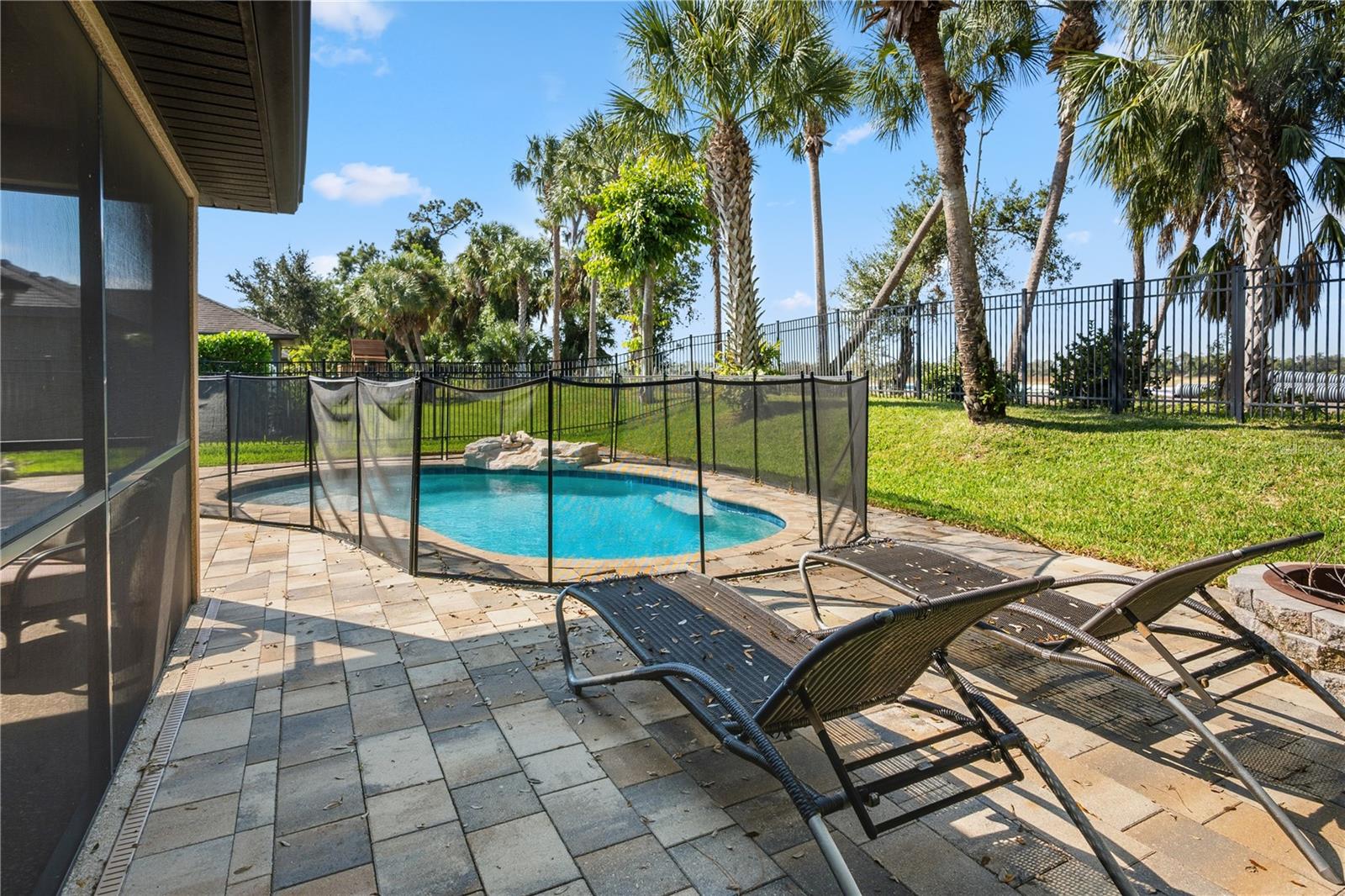 WOODS OF MOCCASIN WALLOW PH I - Residential Lease