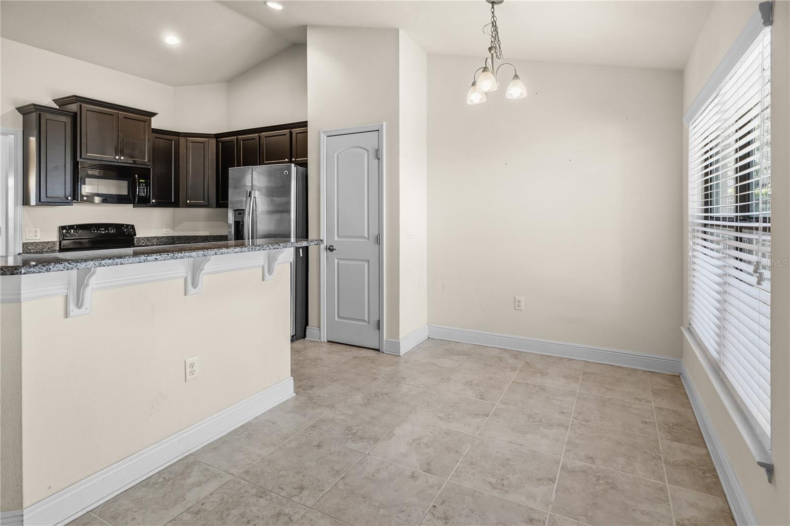 WOODS OF MOCCASIN WALLOW PH I - Residential Lease