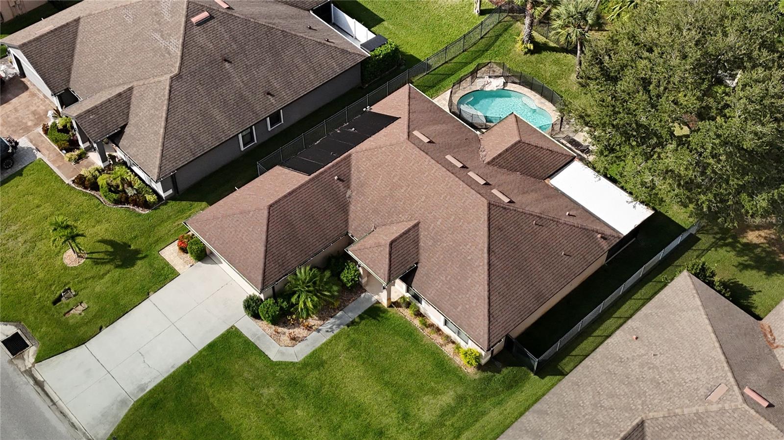 WOODS OF MOCCASIN WALLOW PH I - Residential Lease