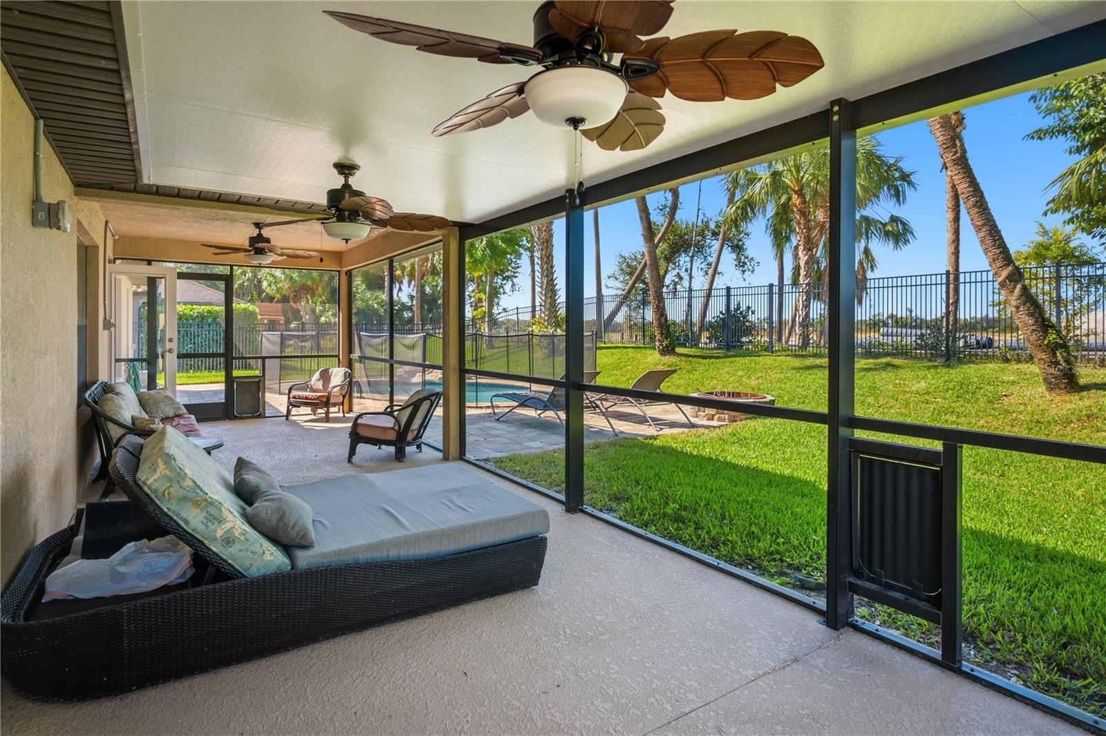 WOODS OF MOCCASIN WALLOW PH I - Residential Lease