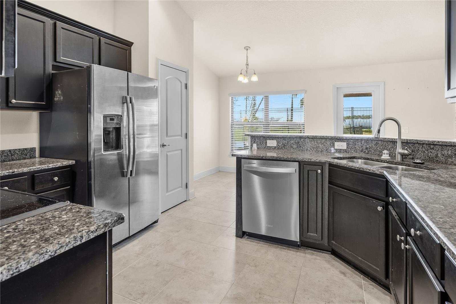 WOODS OF MOCCASIN WALLOW PH I - Residential Lease