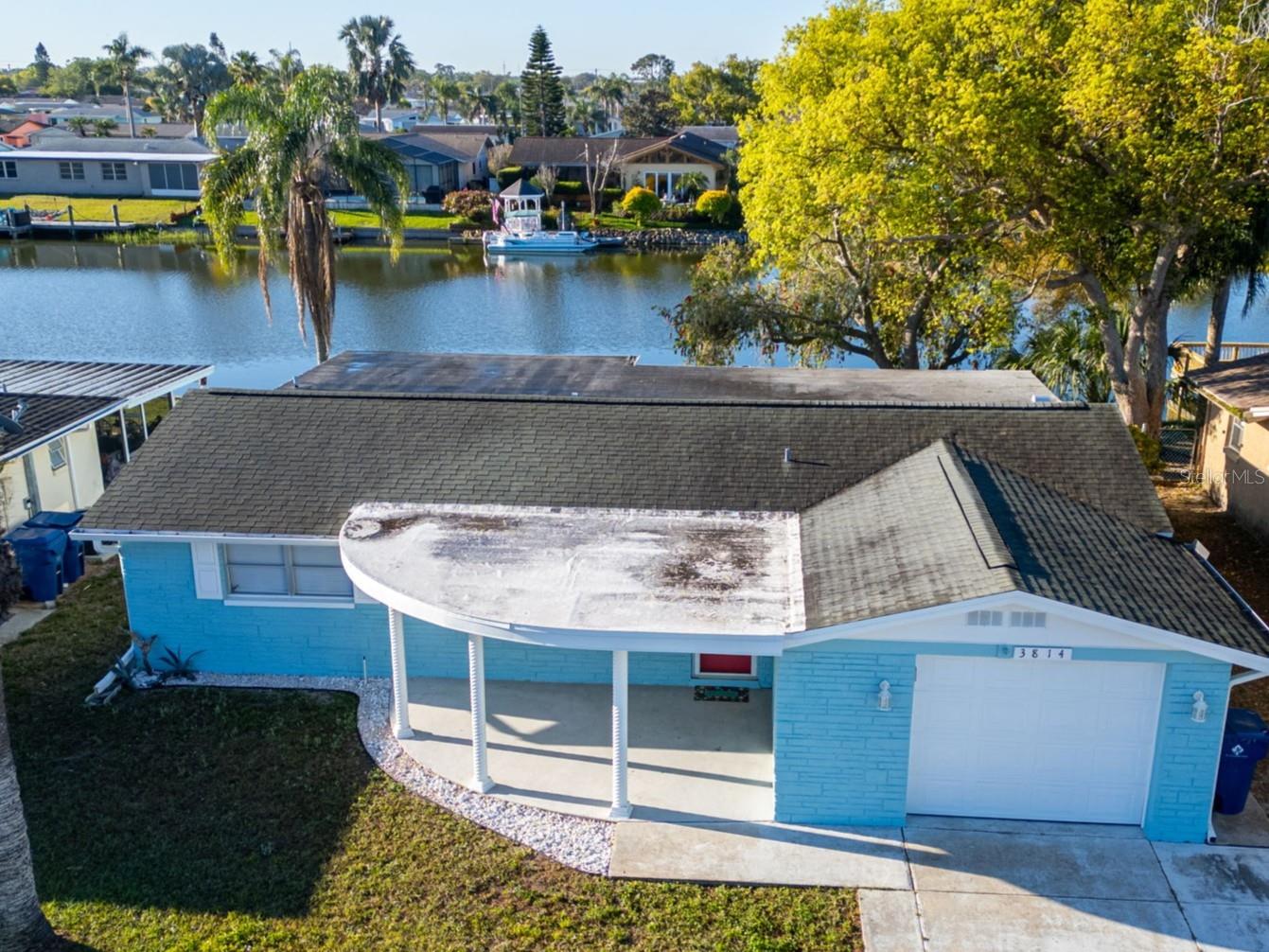 ALOHA GARDENS - Residential