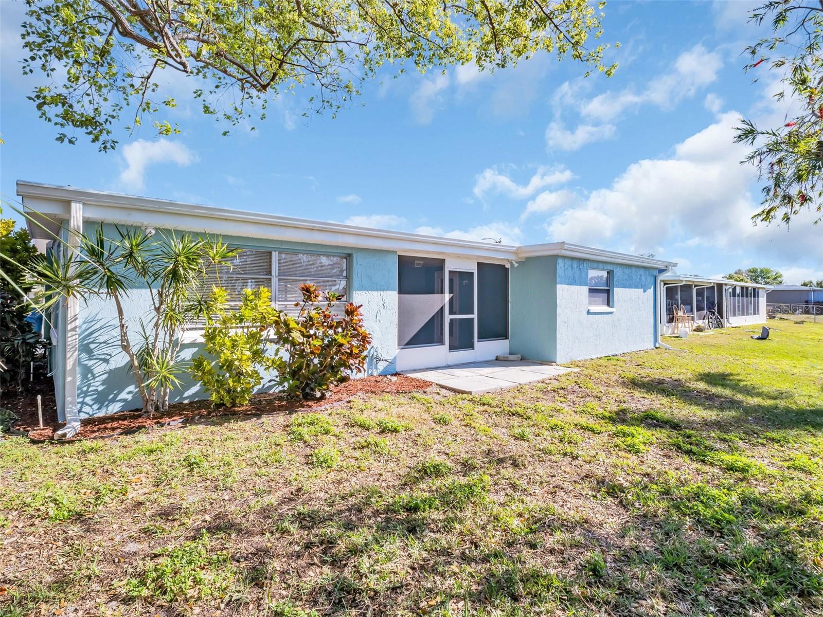 ALOHA GARDENS - Residential