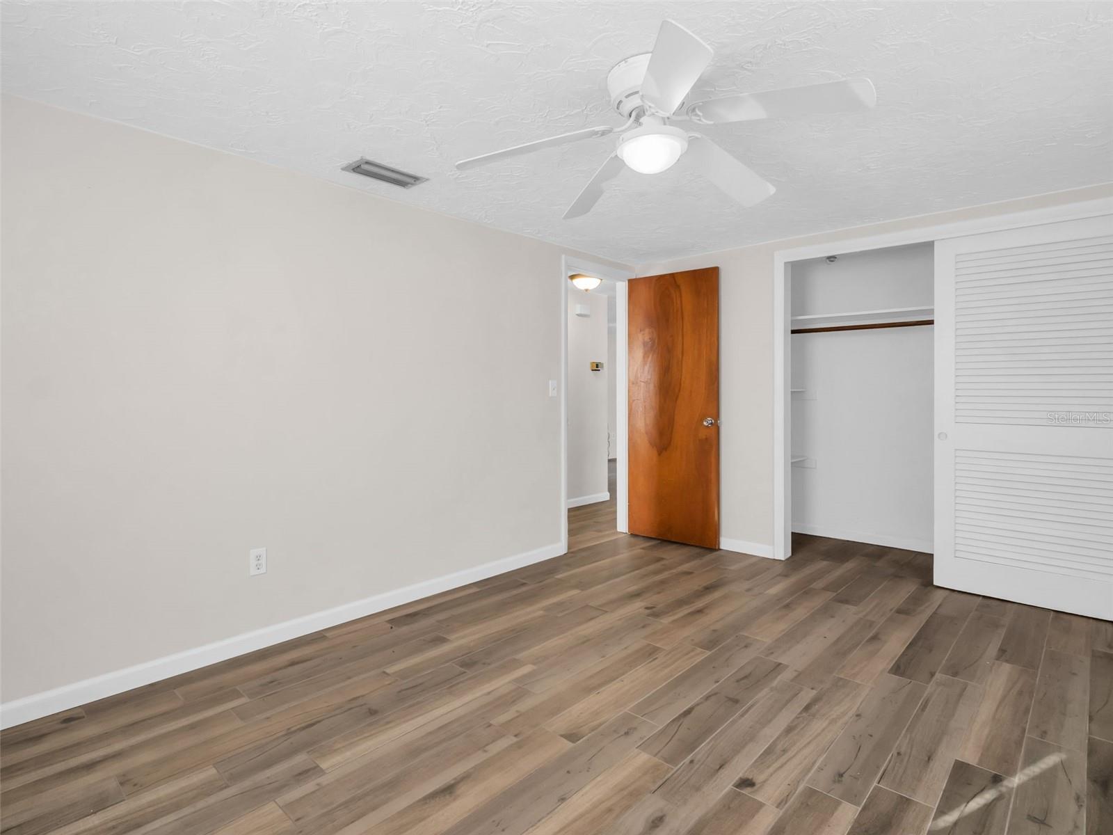 ALOHA GARDENS - Residential