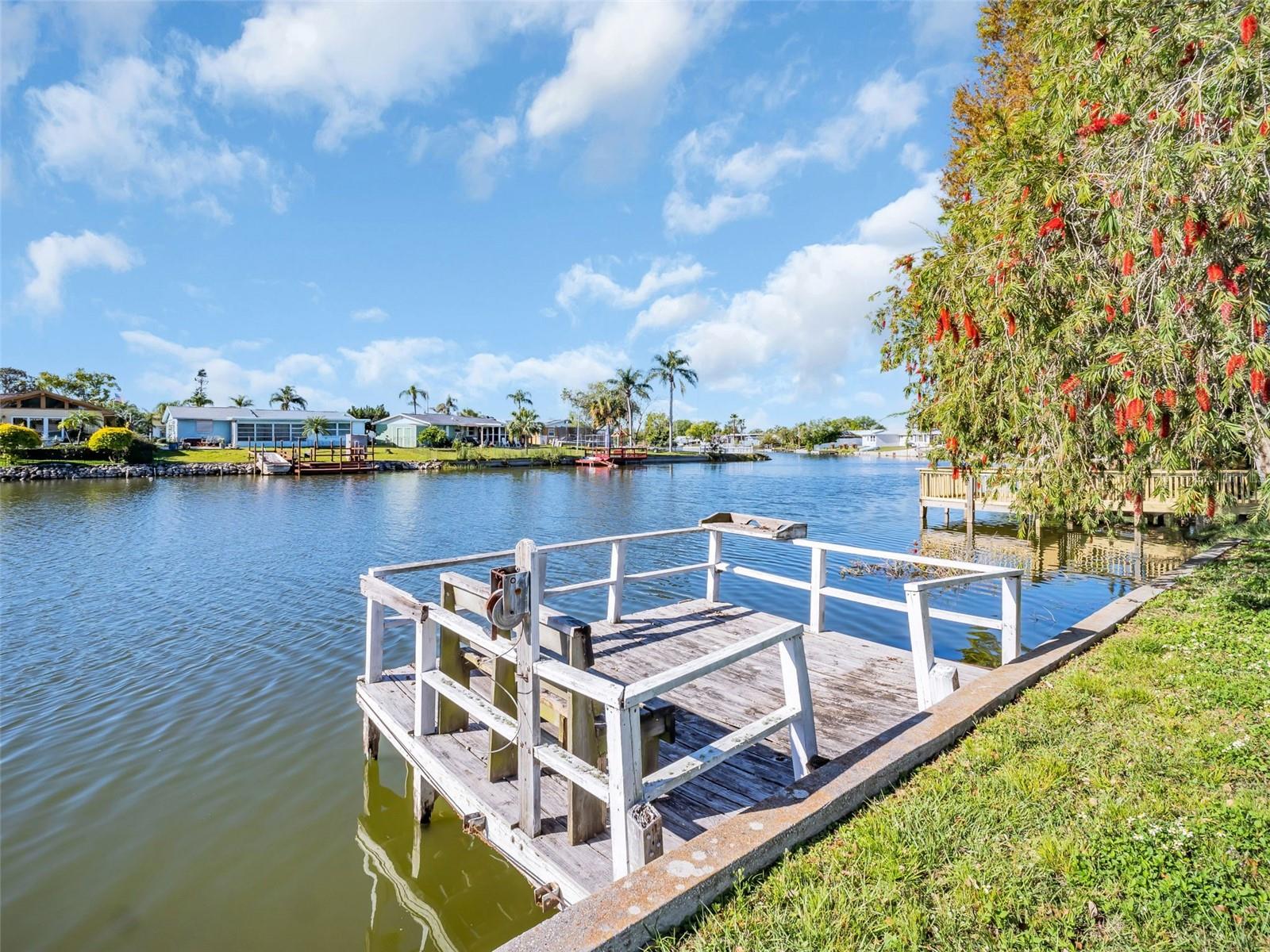 ALOHA GARDENS - Residential