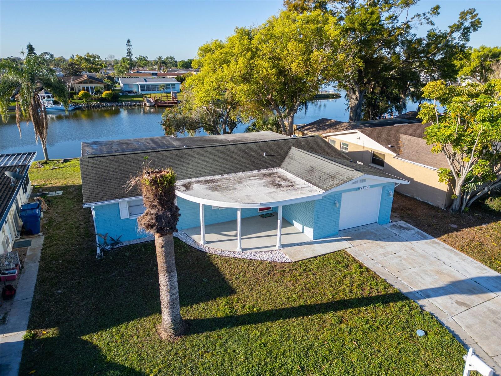 ALOHA GARDENS - Residential