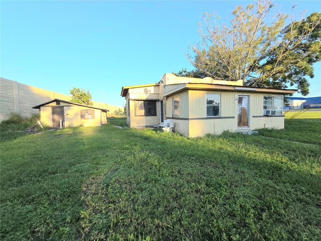 Photo of 327 S Miami Street, Lake Wales, FL 33853 (MLS # P4936630)