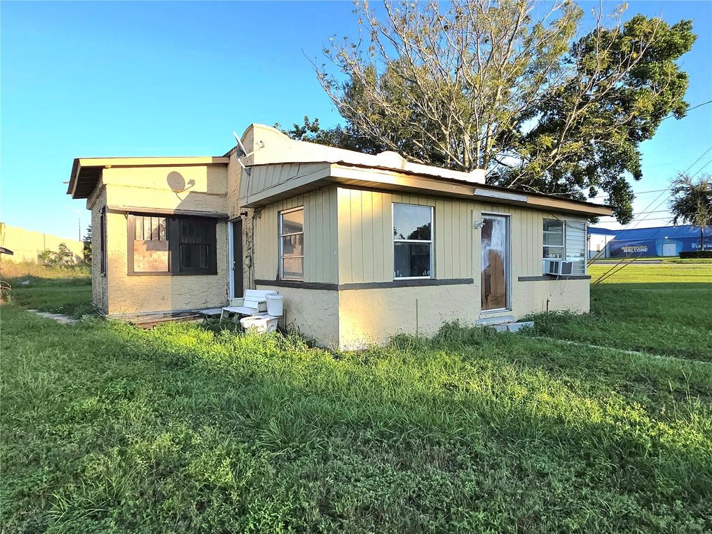 Photo of 327 S Miami Street, Lake Wales, FL 33853 (MLS # P4936630)