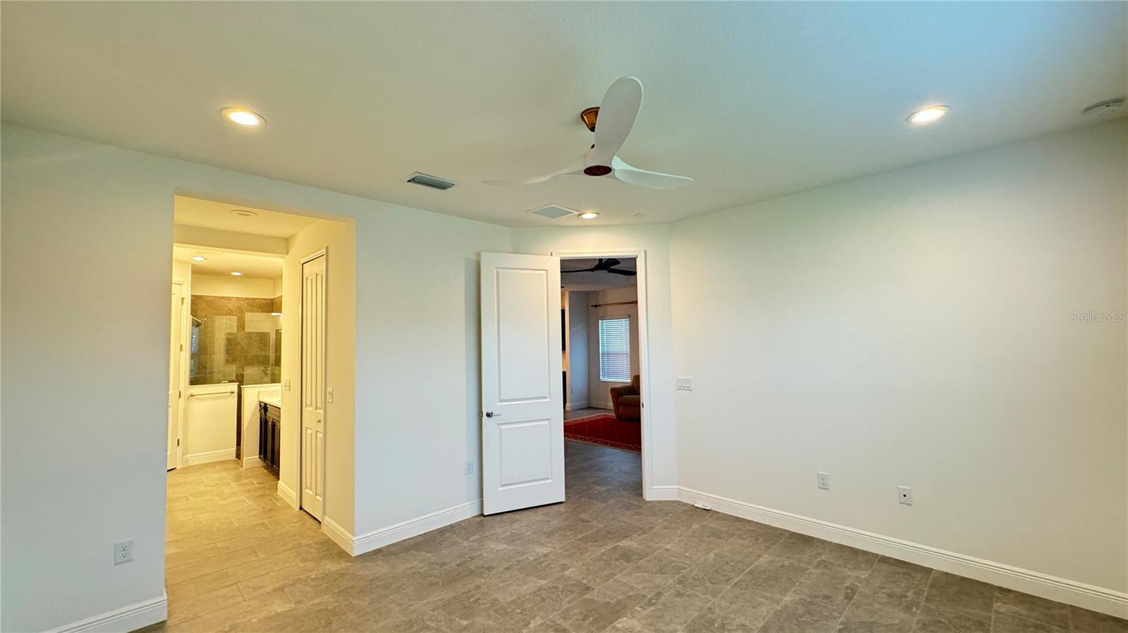 LOT 282, CANOE CREEK PH II SUBPH IIA & IIB PI #497 - Residential Lease