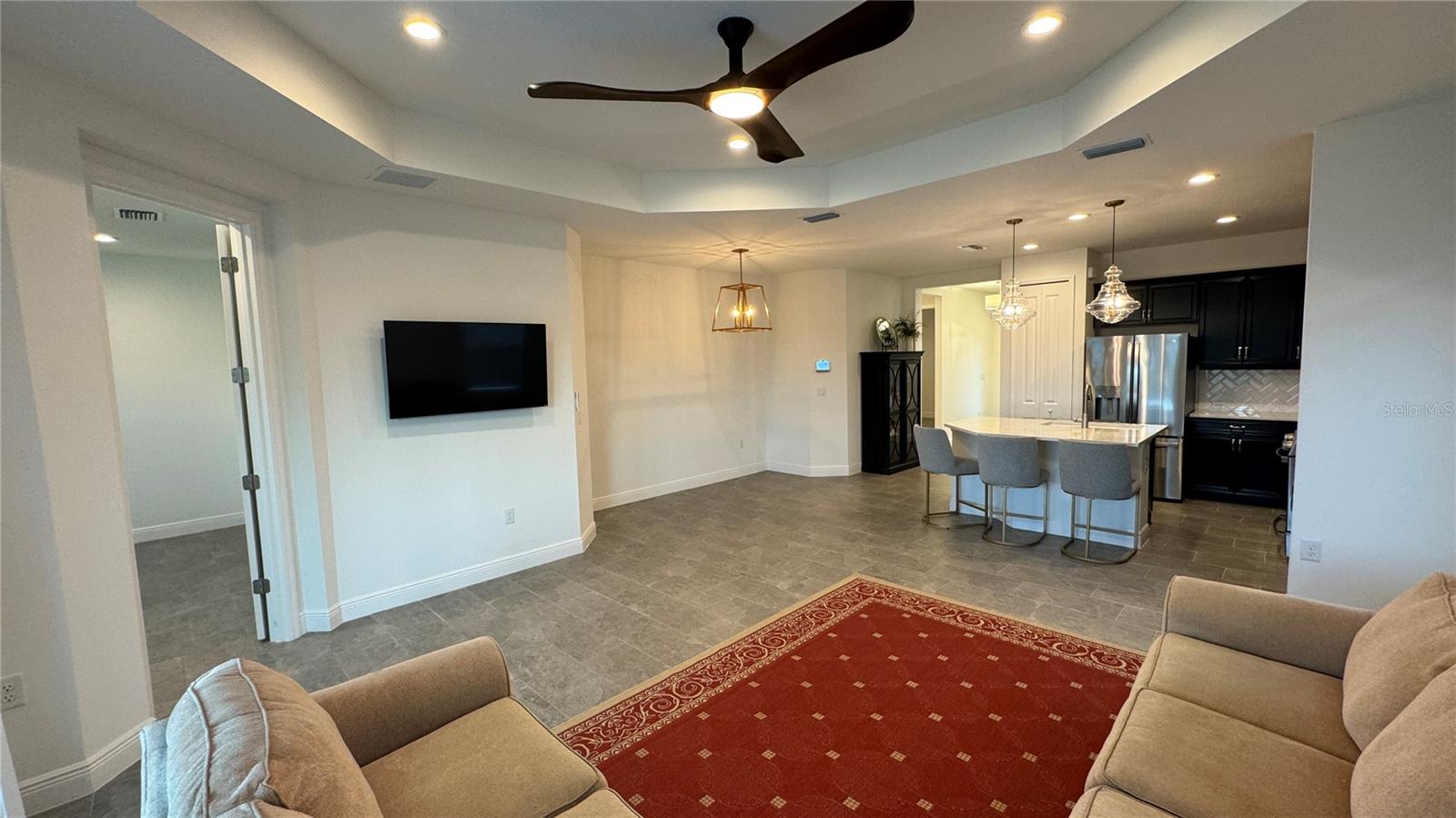 LOT 282, CANOE CREEK PH II SUBPH IIA & IIB PI #497 - Residential Lease