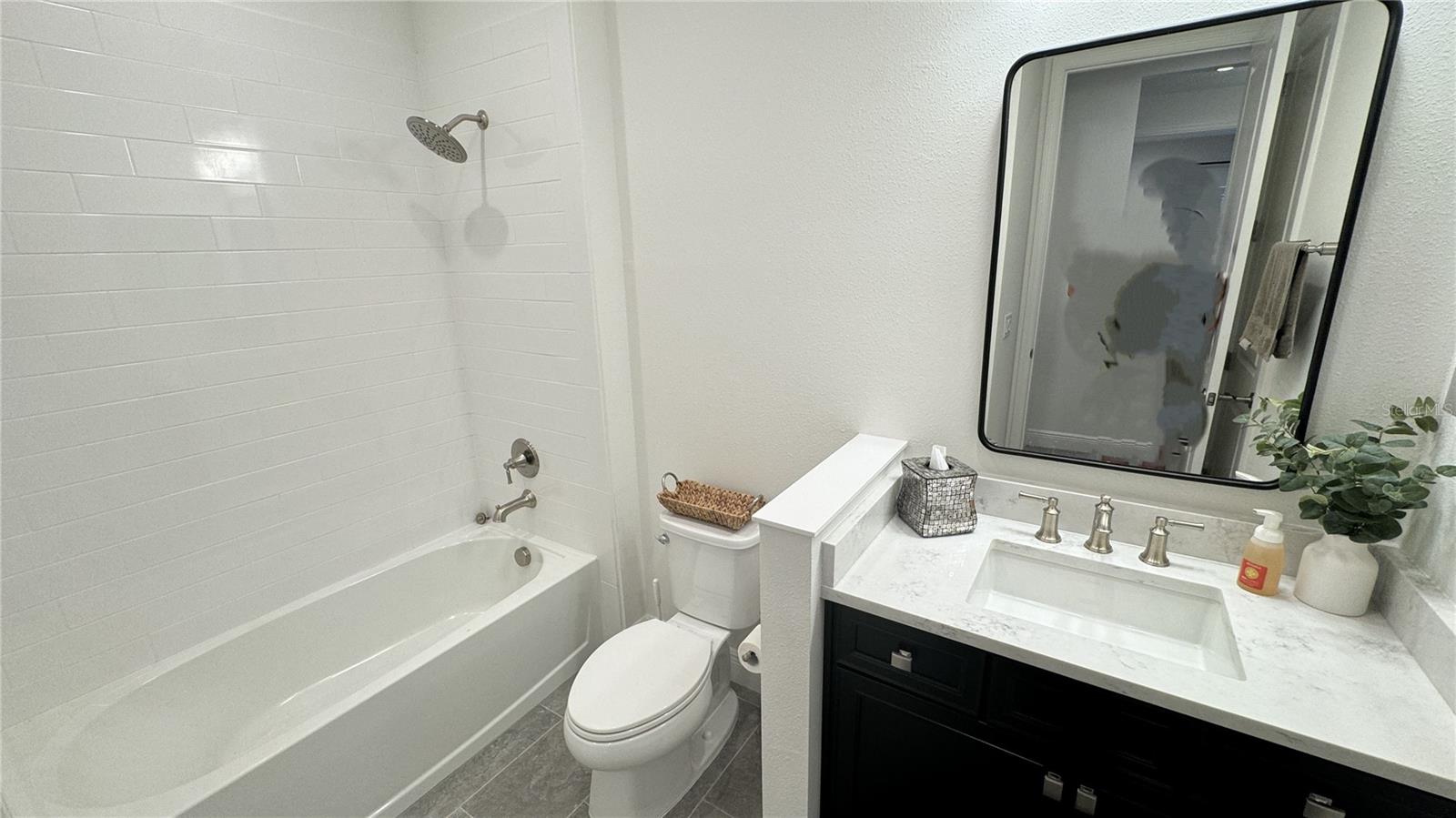 LOT 282, CANOE CREEK PH II SUBPH IIA & IIB PI #497 - Residential Lease