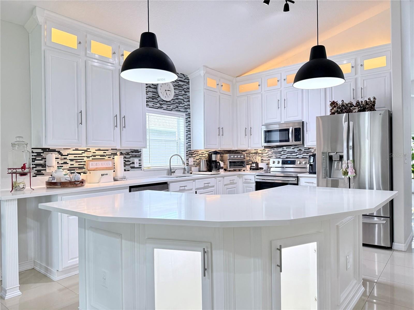142 BRIGHTVIEW DRIVE