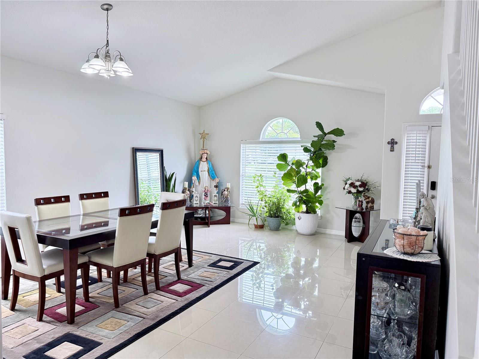 142 BRIGHTVIEW DRIVE