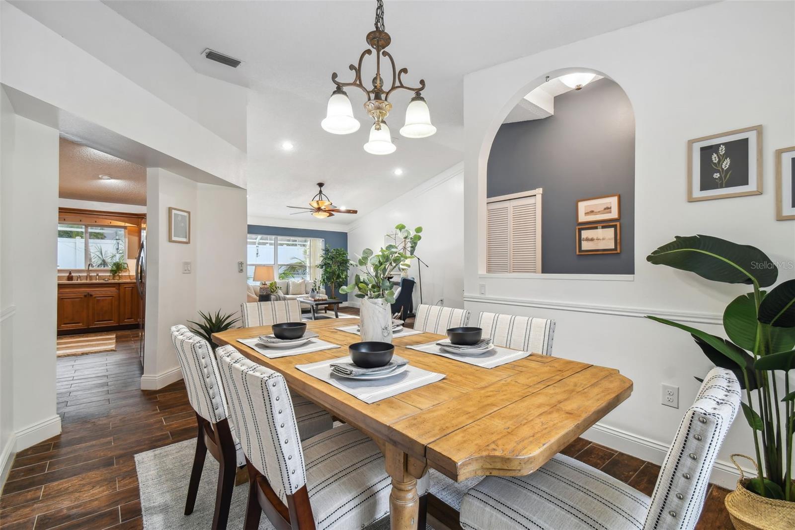 TWIN LAKE PH 02B - Residential