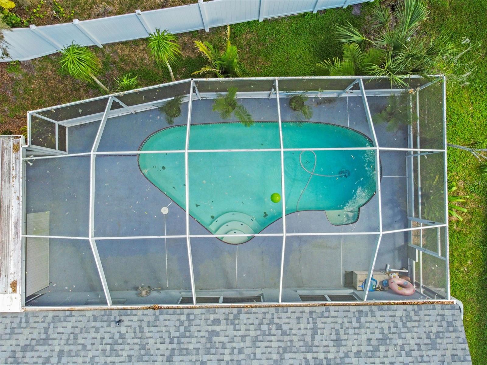 TWIN LAKE PH 02B - Residential