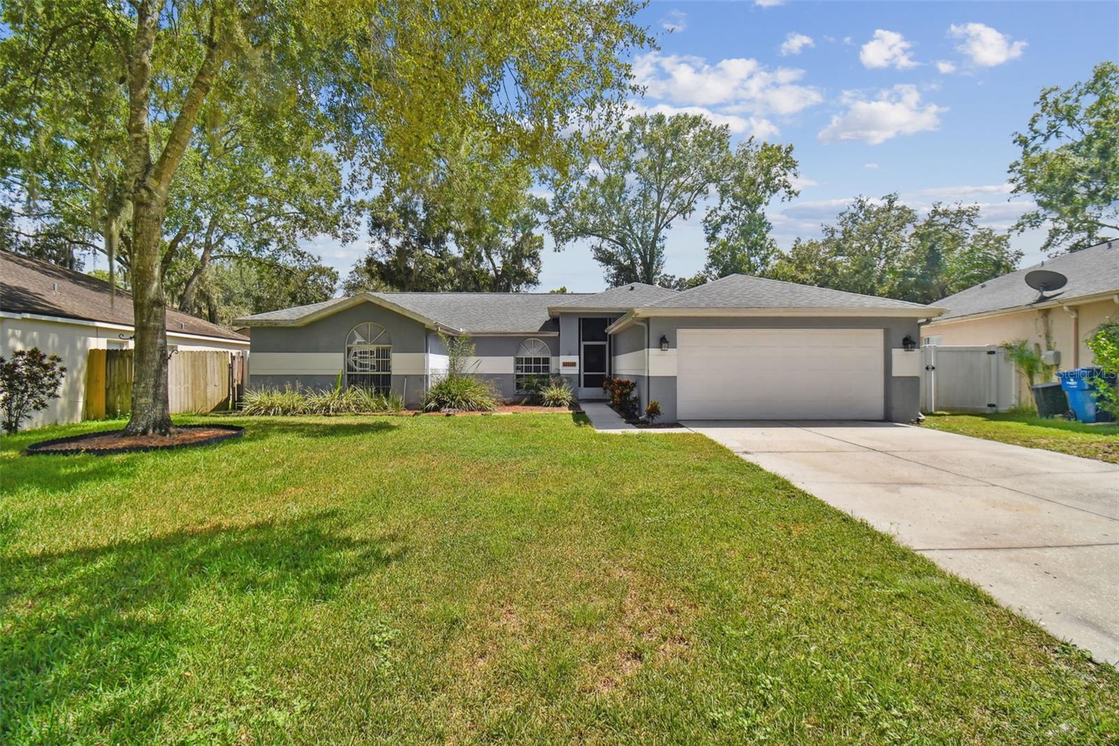 TWIN LAKE PH 02B - Residential