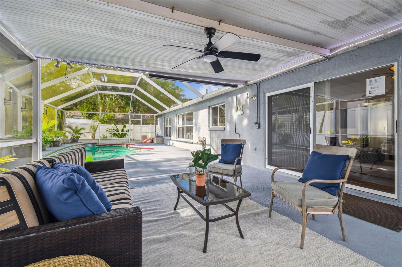 TWIN LAKE PH 02B - Residential