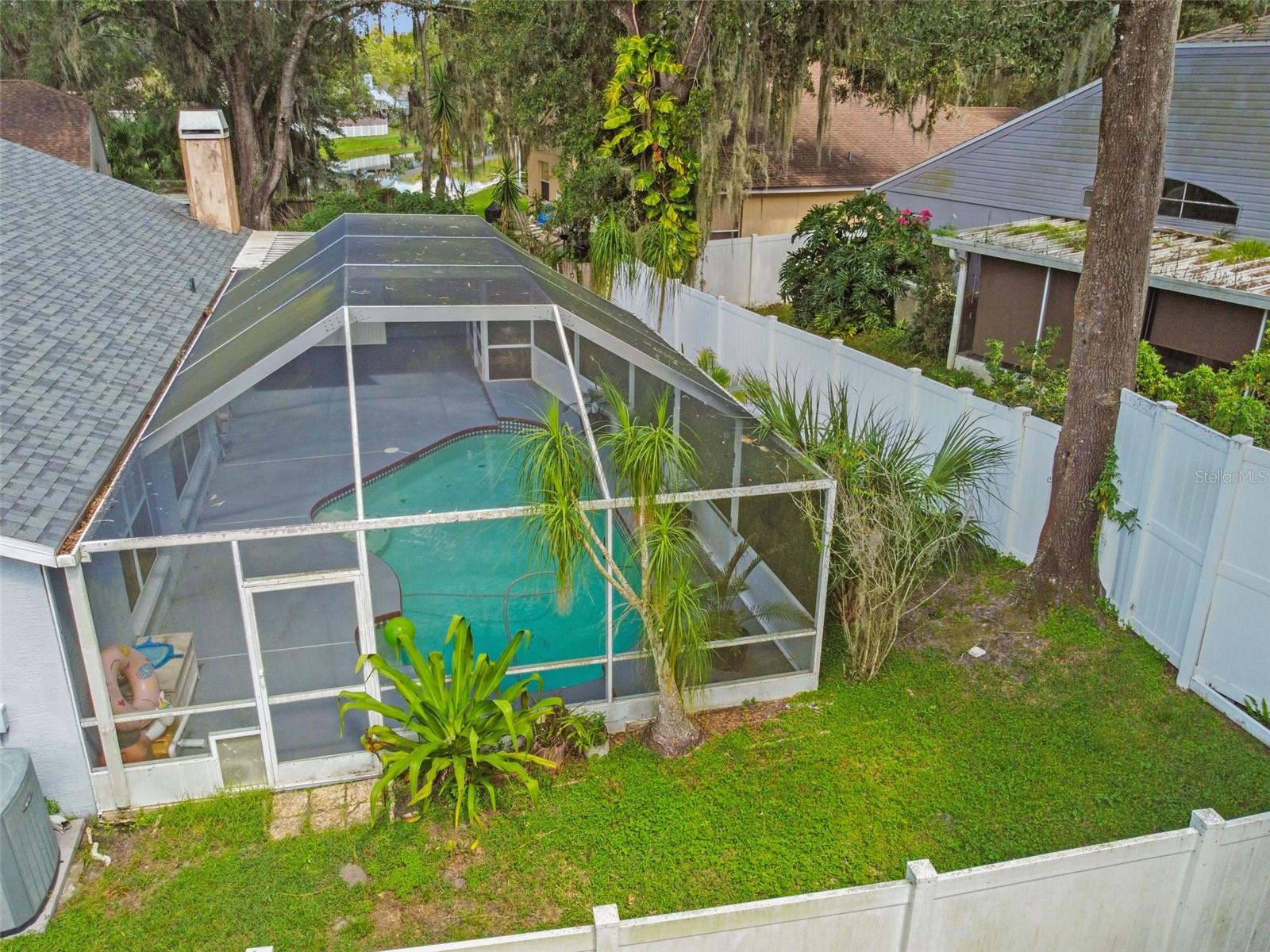 TWIN LAKE PH 02B - Residential