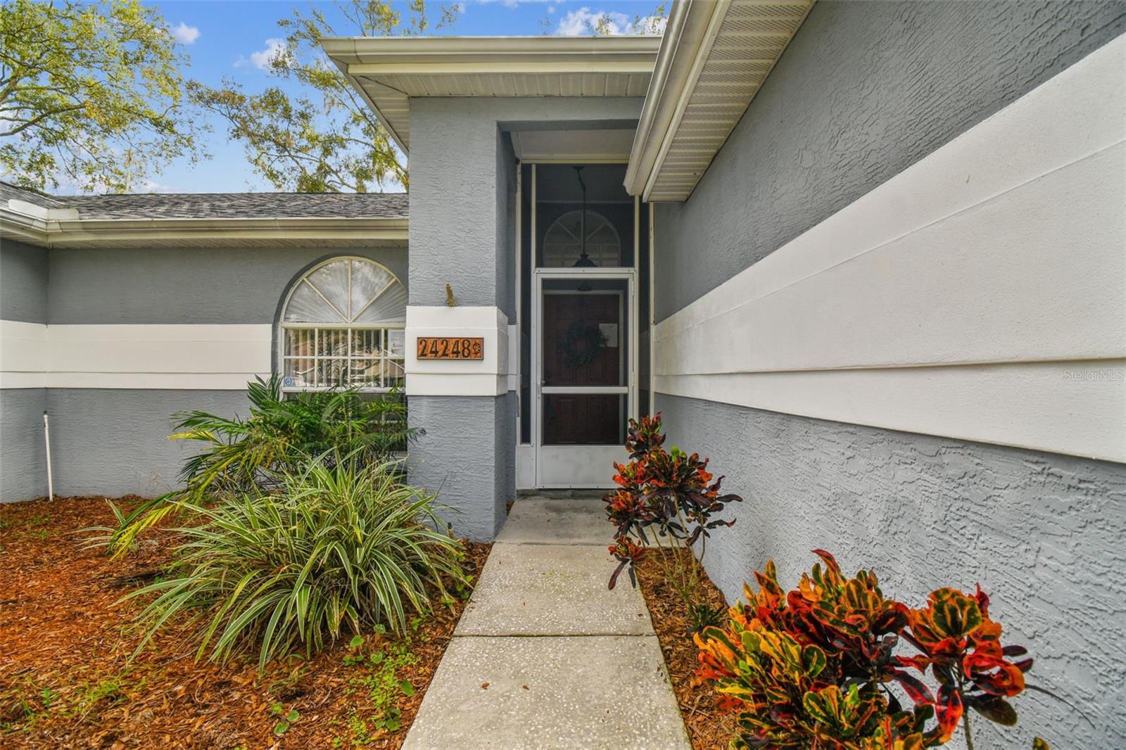 TWIN LAKE PH 02B - Residential