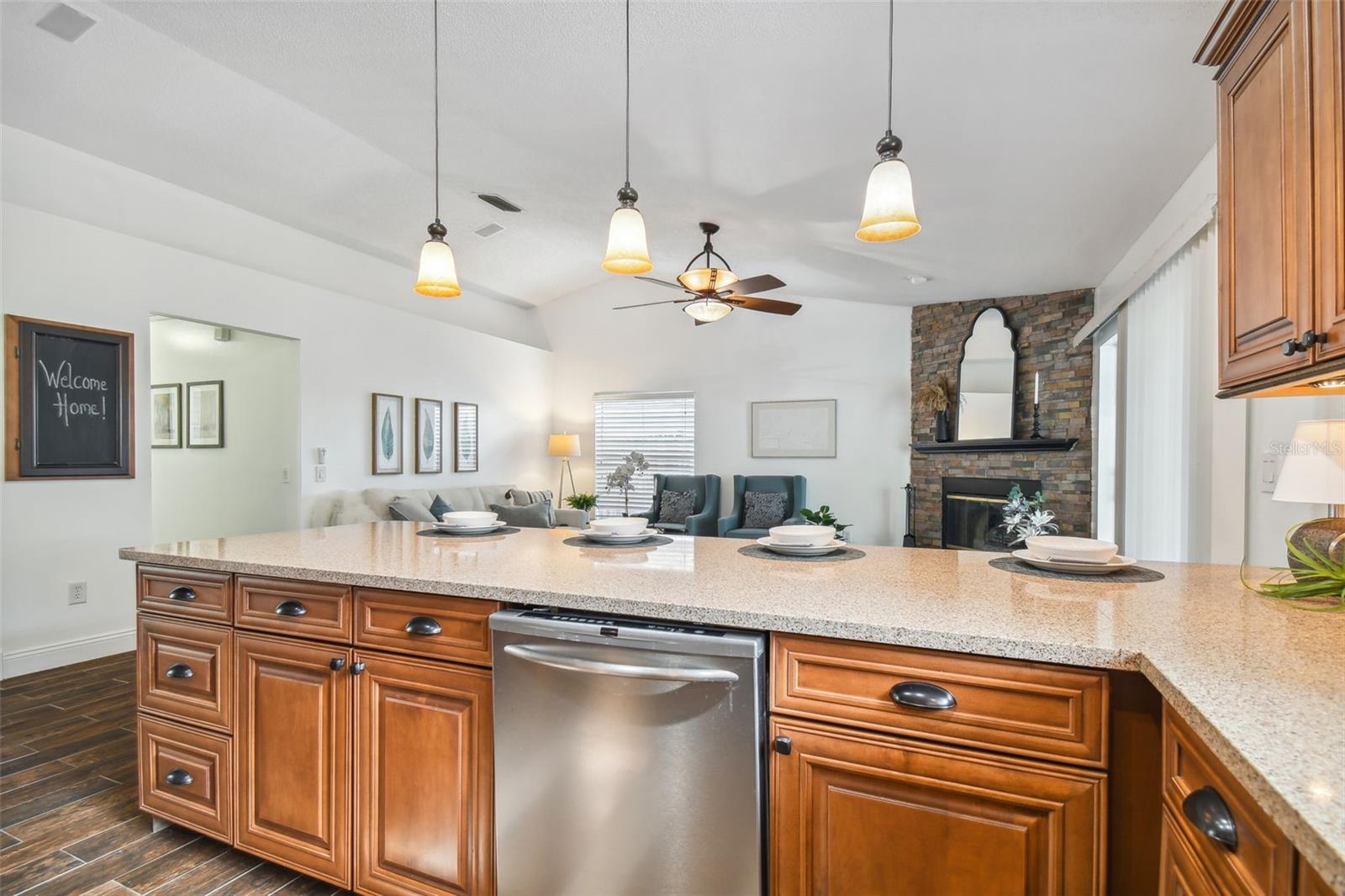 TWIN LAKE PH 02B - Residential