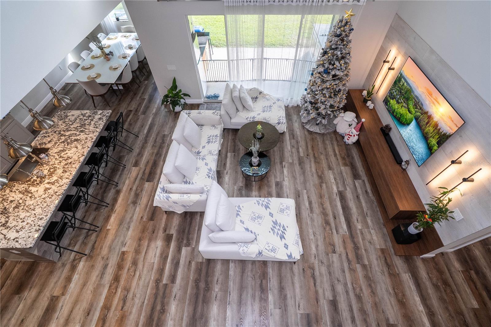 HAWKSMOOR PH 4 - Residential