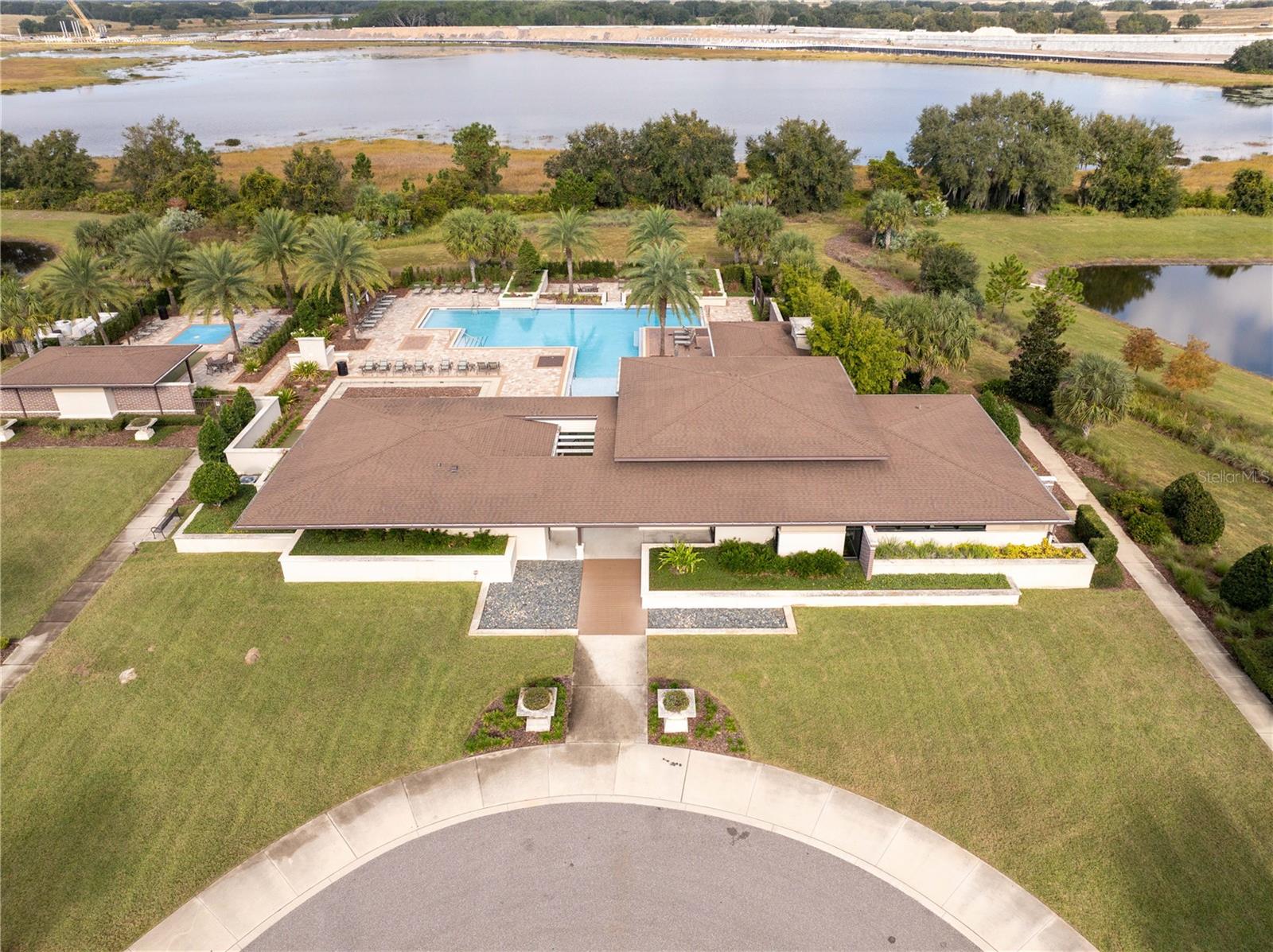 HAWKSMOOR PH 4 - Residential