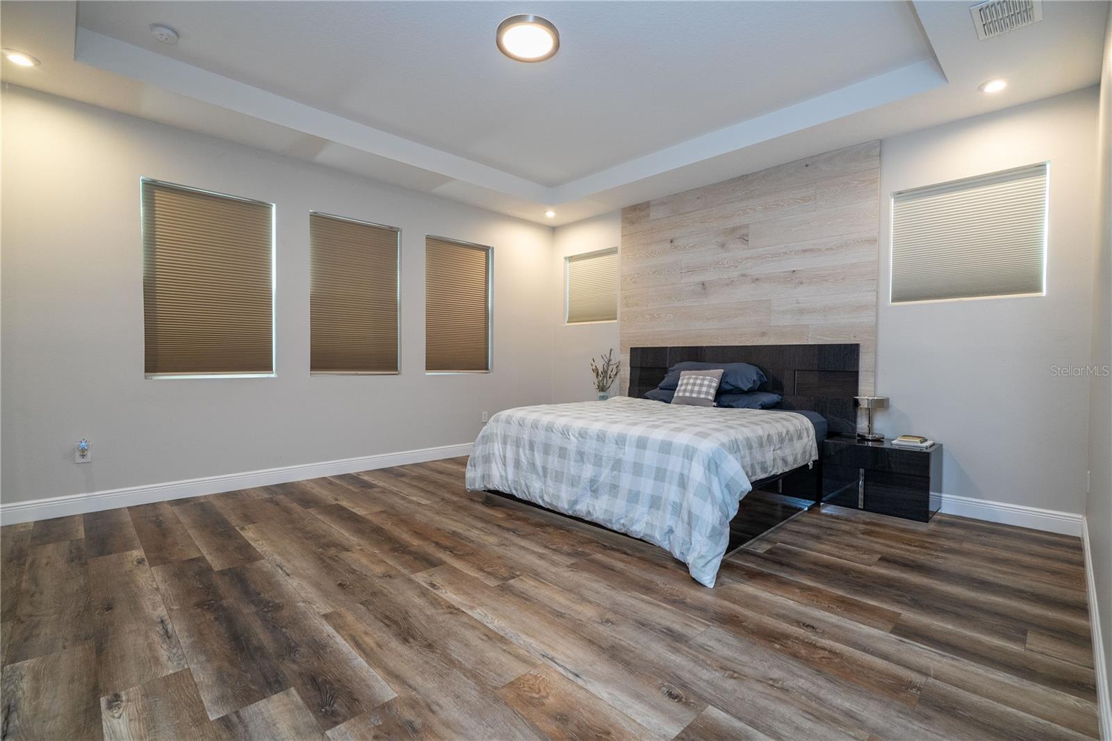 HAWKSMOOR PH 4 - Residential