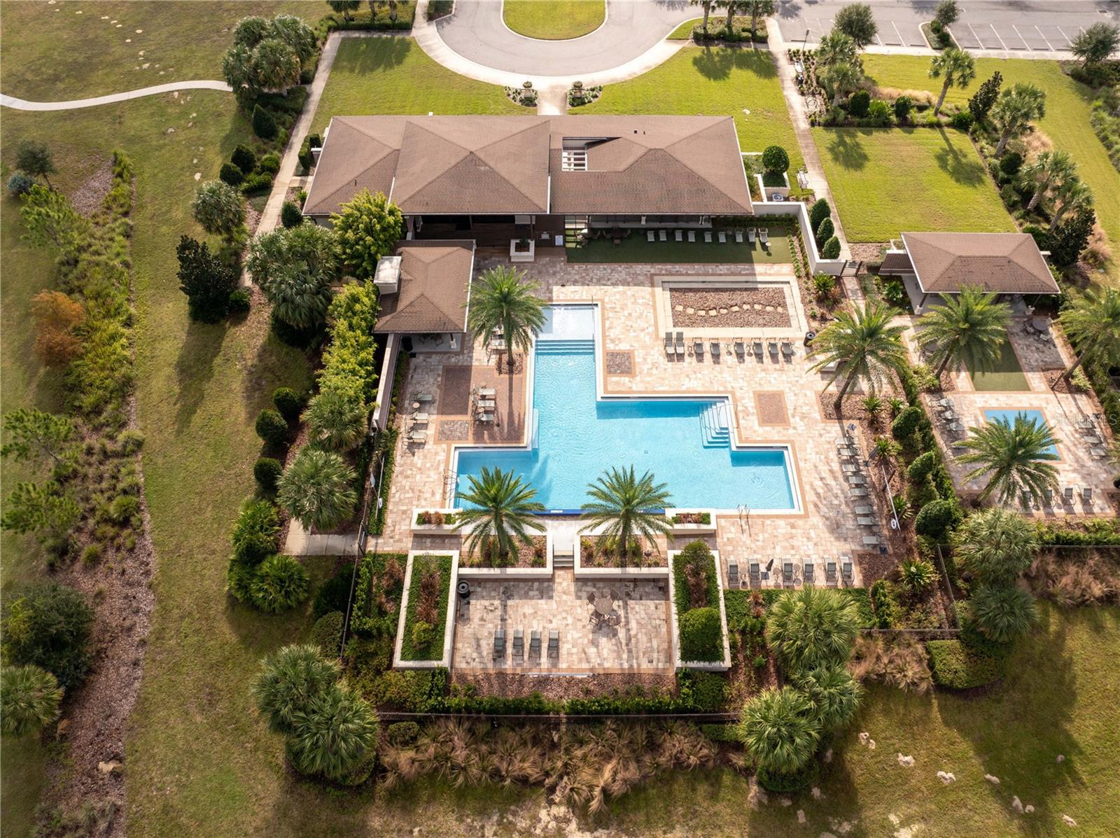 HAWKSMOOR PH 4 - Residential