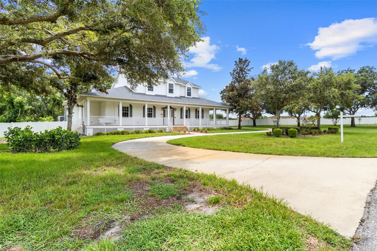 2829 SHERRY BROOK LANE