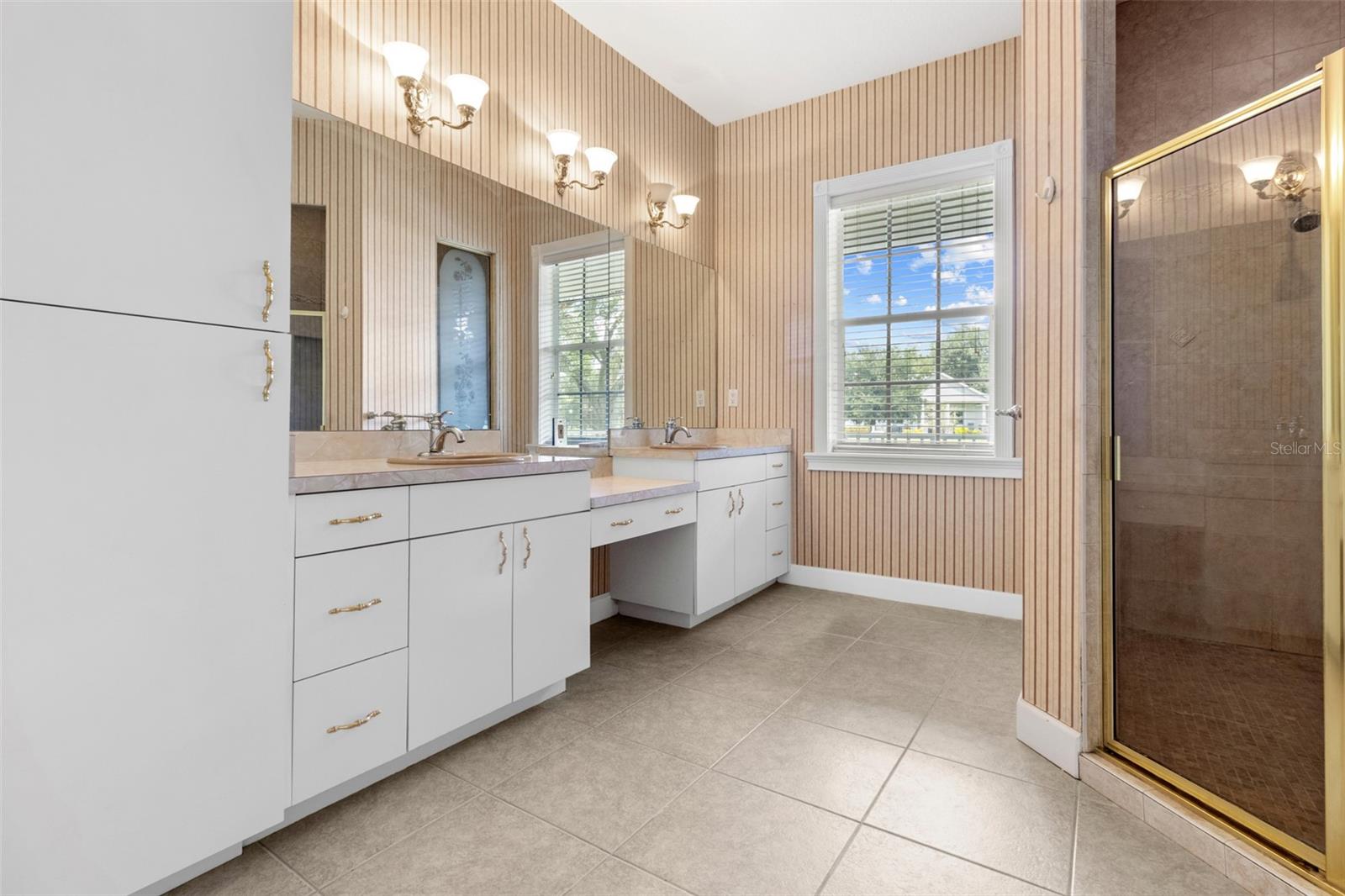 SHERRY BROOK LANE - Residential