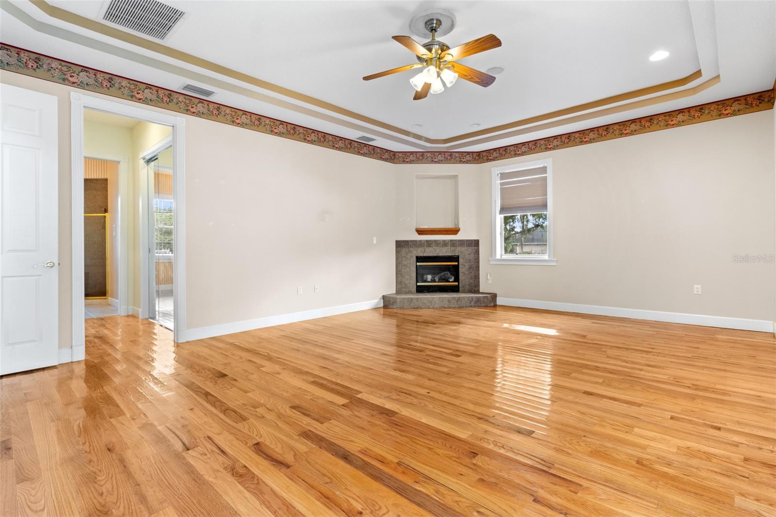 SHERRY BROOK LANE - Residential