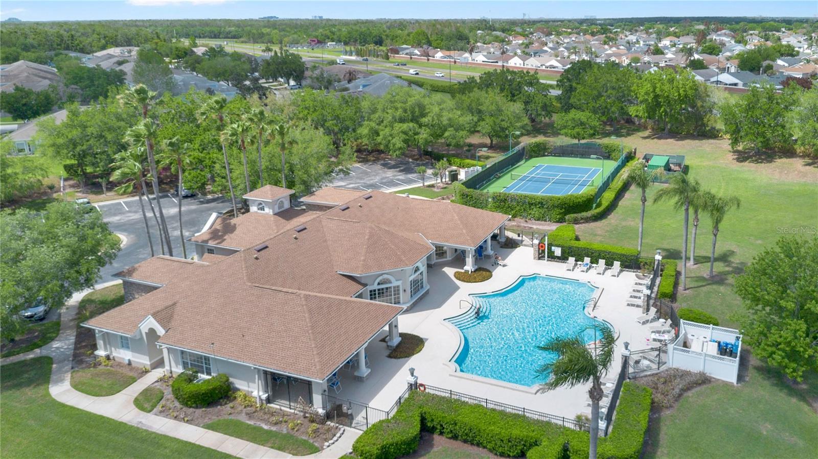 STONEHURST AT STONEFIELD - Residential