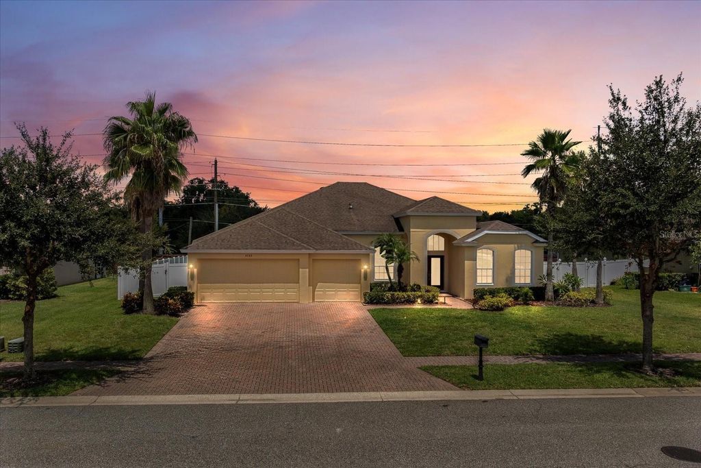 Photo of 4743 Legacy Oaks Drive, Orlando, FL 32839 (MLS # O6383430)