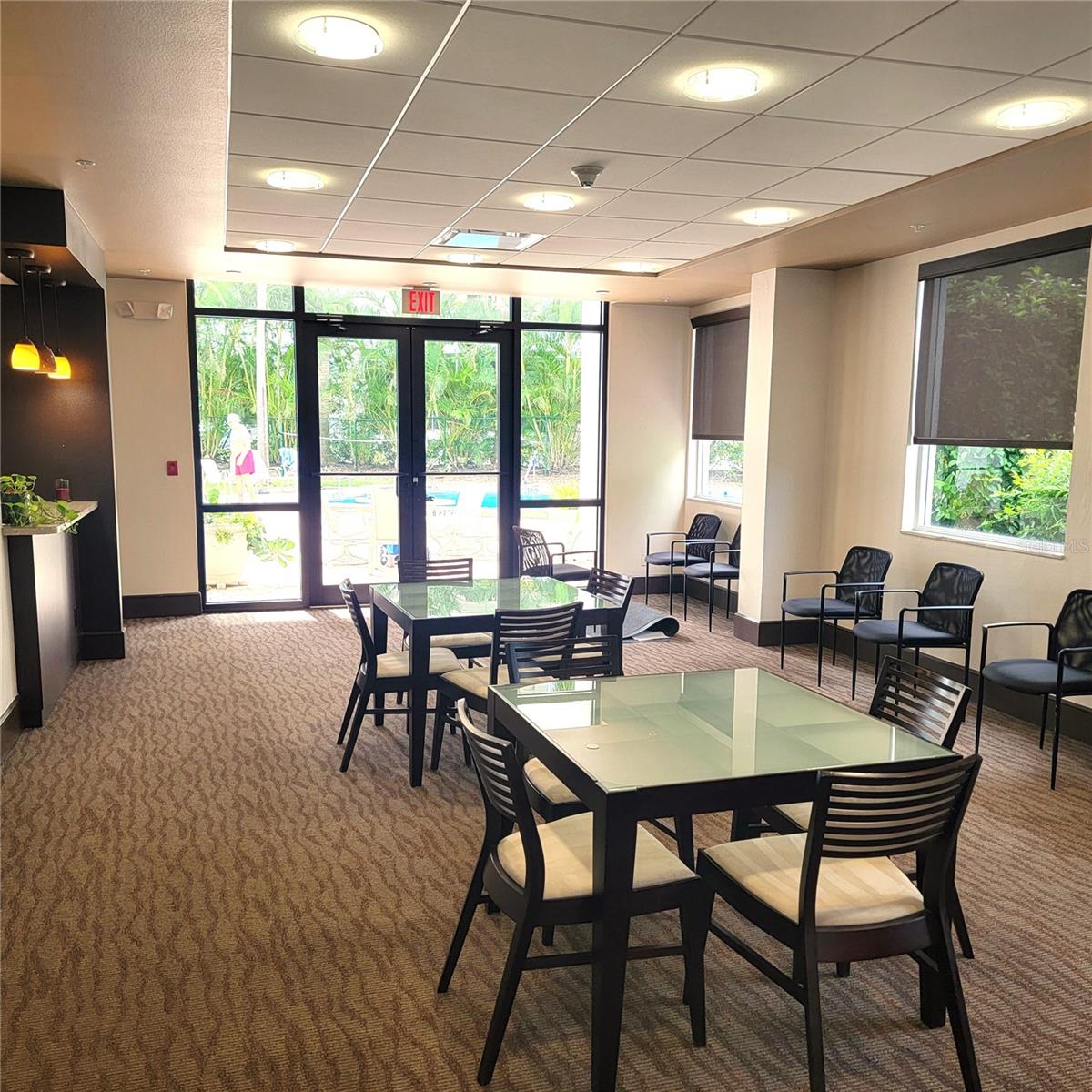 REGENCY HOUSE - Residential