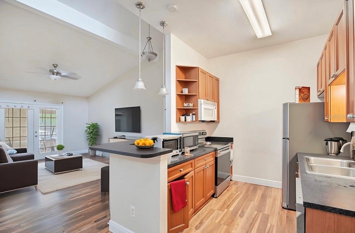 COVE AT PEARL LAKE - Residential