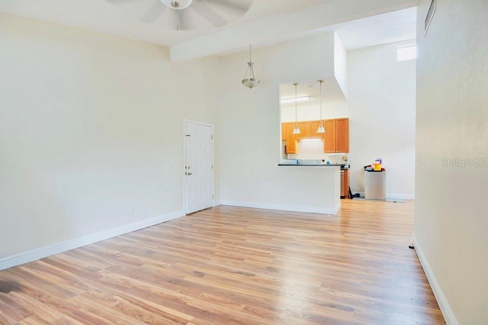 155 PEARL LAKE CAUSEWAY 206