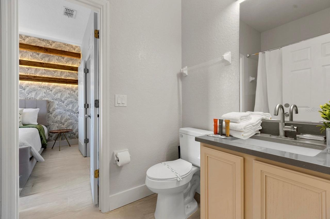 REGAL PALMS AT HIGHLAND RESERVE PH 05 - Residential